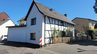 Charmantes Fachwerkhaus mit kleinem Garten und Wohlfühlpotential  in Bornheim – Sechtem