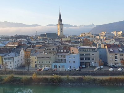 2-Zimmer Wohnung mit Loggia in bester Lage mit Tiefgarage