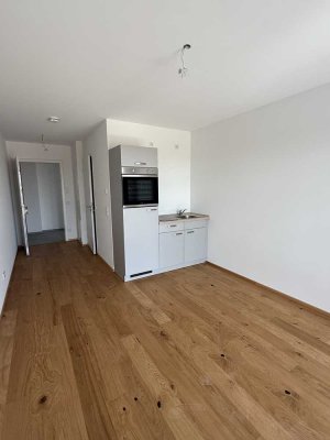 Helle 1-Zimmer Wohnung mit Balkon