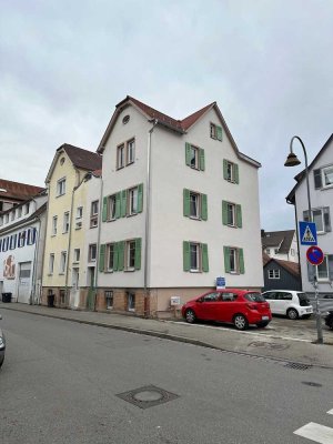 Für Studenten: 2023 sanierte und möblierte 3-Zimmer Wohnung (EG) in Tübingen mit EBK