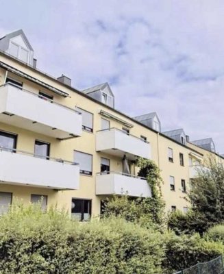 neuwertige 3-Zimmer-Dachgeschosswohnung