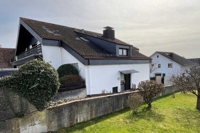 Königstein: Bezaubernde Wohnung in fantastischer Ruhe-und Blicklage im Woogtal