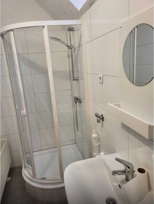 Helle 2-Zimmer Dachgeschosswohnung in Kindsbach