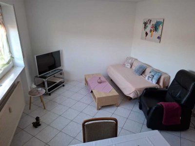 Schöne Einliegerwohnung mit EBK und Stellplatz (Ernstweiler)