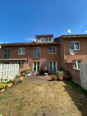 Gepflegtes Reihenmittelhaus in Garbsen/OT
mit Garage und Garten in Energieklasse B