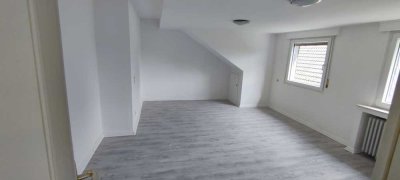 Lebendig wohnen: 2,5-Zimmer-Wohnung in Solingen-Gräfrath