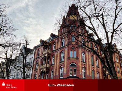 Wiesbaden: Vermietete 4-Zimmer-Stilaltbauwohnung im Feldherrenviertel!