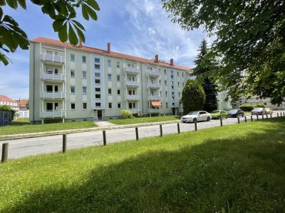 wird neu saniert! 2-Raum-Wohnung in grüner Wohngegend!