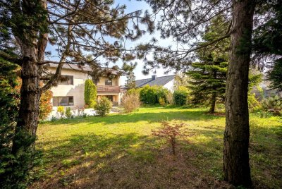 Geheimtipp: Einfamilienhaus mit großem Garten, Pool &amp; viel Potenzial