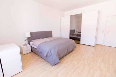 List, Eilenriedenähe: helle möblierte 2,5-Zimmer-Altbauwohnung