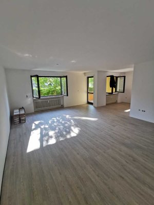 Schöne geräumige Wohnung - ruhige Lage - sehr gute Anbindung