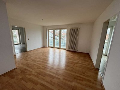 !!! Schöne 2-Zimmer-Wohnung mit Balkon !!!