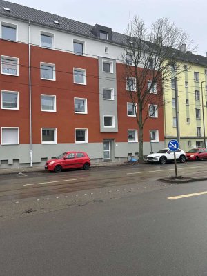 Sehr gepflegte 2-Raum-Wohnung mit Balkon in Essen-Frohnhausen sucht neuen Mieter*in!