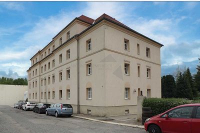 NEU!!! Komplett renovierte 4-Raum-Dachgeschoss-Wohnung