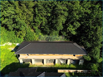 NEUER PREIS! - Projekt für 2 Wohneinheiten + Lager- und Garagenflächen