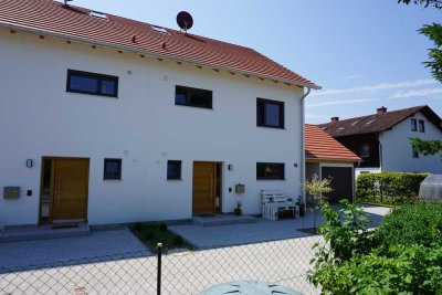 Moderne lichtdurchflutete DHH