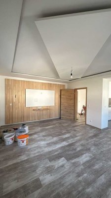 Renovierte 3 Zimmer Wohnung