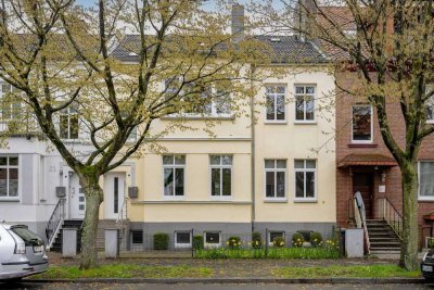 Stilvolle Obergeschosswohnung im Villenviertel!