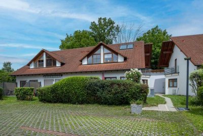 FAST WIE´S EIGENE HÄUSCHEN! Charmante 2 1/2-Zi.-MaisonetteWhg. mit Süd-Terrasse