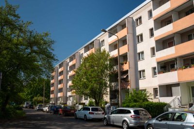 Wir sanieren für Sie - 3 Zimmer-Wohnung in Halle