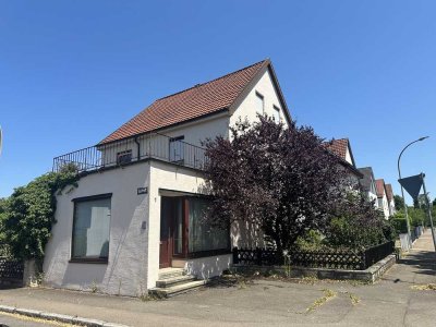 Gelegenheit! Nach Kauf frei! 1-2 Familienhaus mit zusätzlicher Ladeneinheit oder mehr Wohnraum!