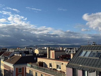 DACHTERRASSENWOHNUNG mit tollem Fernblick! 1,5 Zimmer mit viel Potenzial!