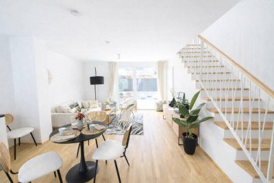 Durchdachtes Townhouse auf drei Ebenen mit eigener Terrasse!
