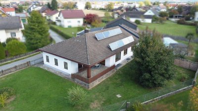Sonniger Bungalow in Wildon – gemütliche Doppelhaushälfte mit Garten & Solarenergie