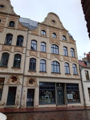 Sanierte 2-Raum-Wohnung mit Einbauküche in Wismar