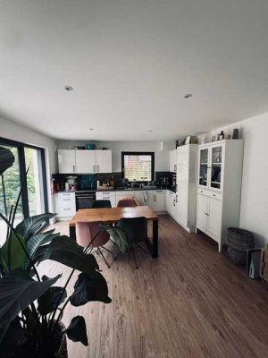 Moderne, hochwertige 3 Zimmer Wohnung mit Terrasse