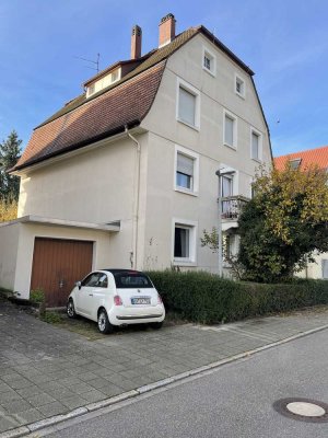 Charmantes 3 Fam. Haus in begehrter Idyllischer Wohnlage in Karlsruhe Weizenfeld