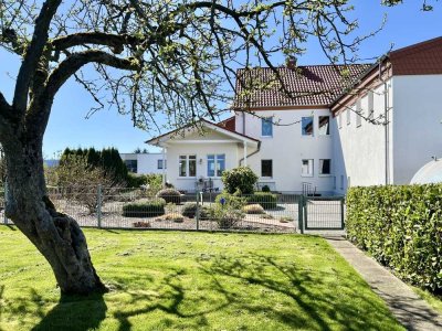 Gepflegtes 3-Familienhaus mit sehr großem Grundstück