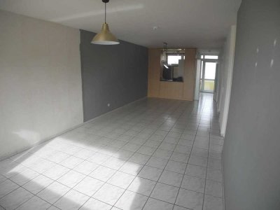 Besonders schöne und gepflegte Stadtwohnung in  zentraler und ruhiger Lage von Mutterstadt !