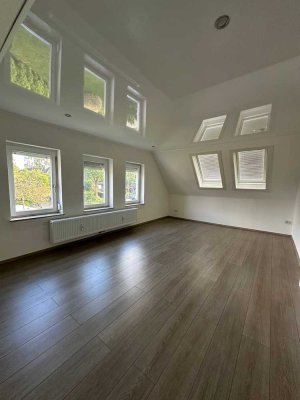 Charmante Dachgeschosswohnung  in Toplage  Marschbrookweg 102