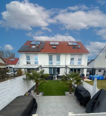 WEINGARTEN*NEU* HOCHWERTIGES HAUS IN TOLLER LAGE MIT KELLER
