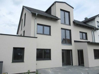 Moderne 3-Zimmer-EG-Wohnung mit großem Garten in ruhiger Lage