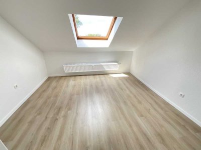 Wunderschöne Dachgeschosswohnung mit Denkmalschutz
