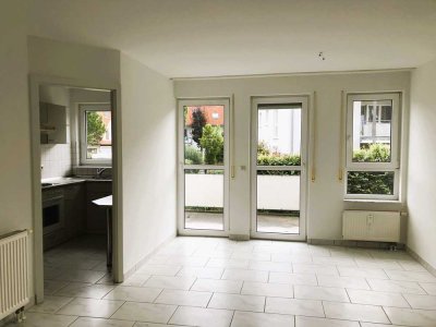 Stilvolle, helle, 2-Zimmerwohnung mit Balkon in Großbettlingen