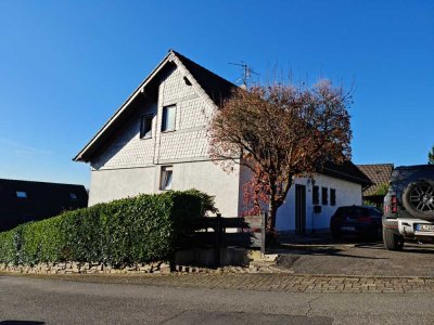 +++ FREISTEHENDES EINFAMILIENHAUS MIT POTENZIAL +++ Overath-Untereschbach