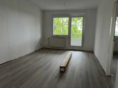 Geräumige Familienwohnung mit Loggia wartet auf Sie!