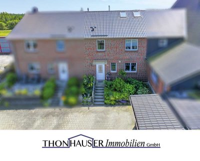 ! Neu ! Gepflegtes Reihenmittelhaus mit großem Grundstück in Feldrandlage in 23881 Koberg