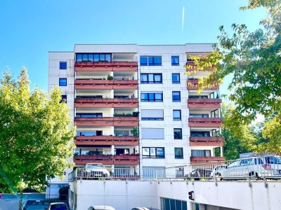 Schöne 3 Zi.-Whg. mit TG-Stellplatz und West-Loggia