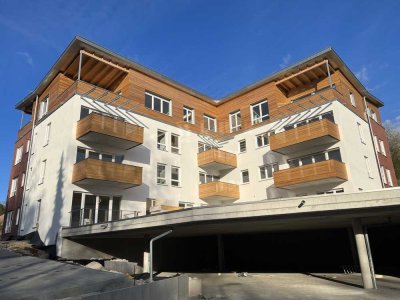 Neuwertige 3-Zimmer-Wohnung mit Einbauküche und Balkon in Böbingen
