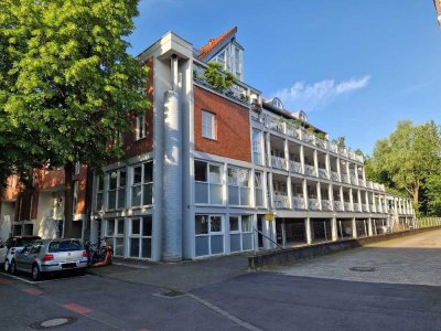 Lichtdurchflutete 3-Zimmermaisonettewohnung mit direktem Rheinblick in Bonn-Beuel