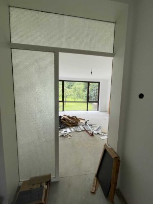Generalsanierte 2-Zimmer Erdgeschoss-Gartenwohnung (K/D/B) mit Gartenblick