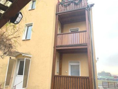 Radebeul-Ost - Erstbezug nach Renovierung - Wohnen in saniertem Altbau mit Balkon