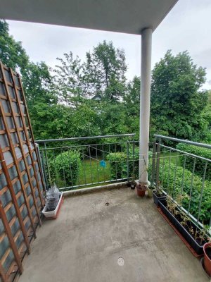 Kapitalanlage - helle, ruhiges Apartment mit Balkon in zentraler Lage