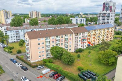 Gepflegte Wohnung mit sonnigem Balkon und Stellplatz