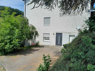 **Von Privat** 4,5 Zimmer Eigentumswohnung mit Garage und Keller