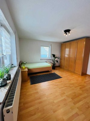 1 WG Zimmer 18 m², 2er WG in Erlangen-Büchenbach, ab 1.4.2026